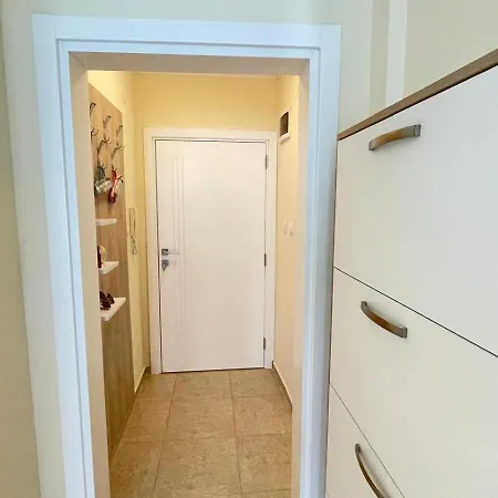 Apartment Luxus Und Komfort Im Vista Komplex