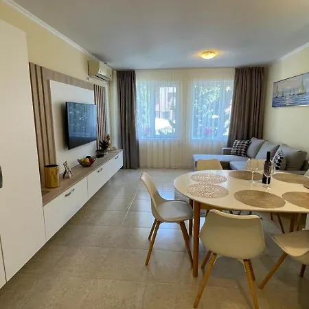 Apartment Luxus Und Komfort Im Vista Komplex